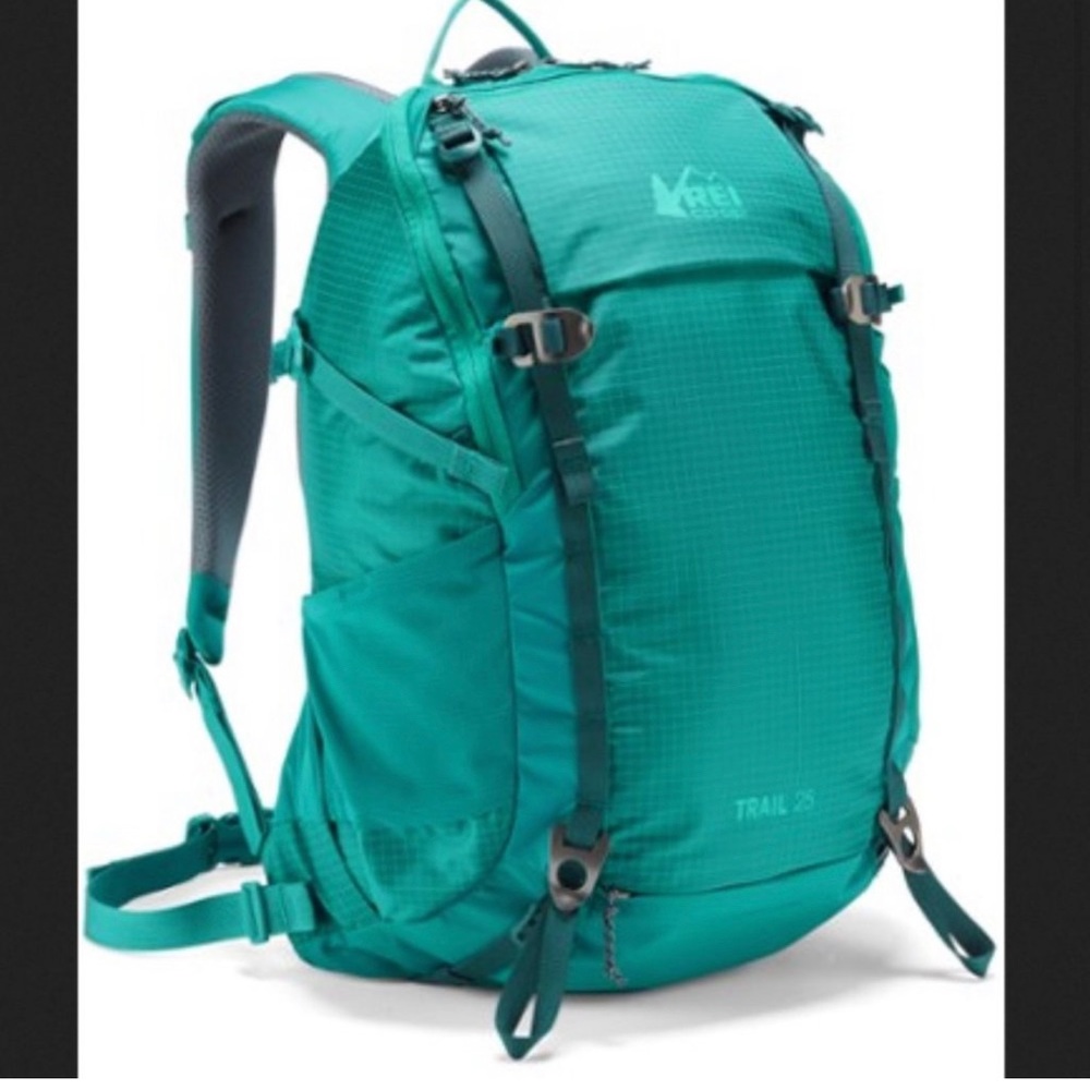 REI Teal Trail 25 Women’s Backback